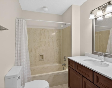 1 Fairway Drive - Photo Thumbnail 16