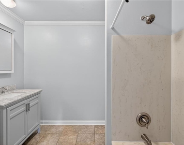 1 Fairway Drive - Photo Thumbnail 23