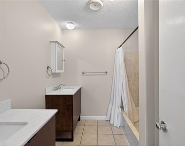 1 Fairway Drive - Photo Thumbnail 20