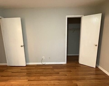2345 Murell Road - Photo Thumbnail 12