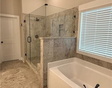 44 Sparkleberry Lane W - Photo Thumbnail 23
