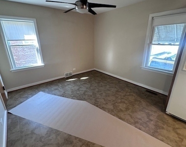 5224 S Rutherford Avenue - Photo Thumbnail 5