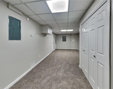4241 Glenforest Way Ne - Photo Thumbnail 16