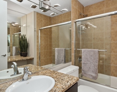 30 E Huron Street - Photo Thumbnail 27