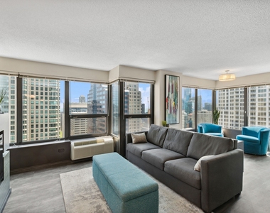 30 E Huron Street - Photo Thumbnail 19