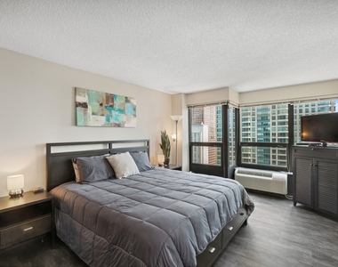 30 E Huron Street - Photo Thumbnail 23