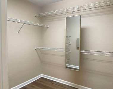 5092 Windsor Forrest Lane - Photo Thumbnail 15