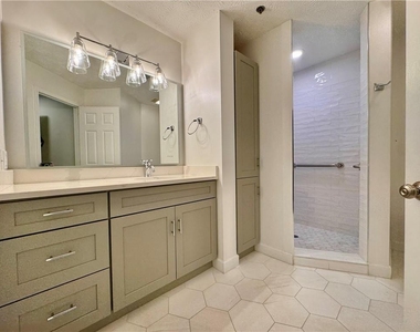 970 Sidney Marcus Boulevard Ne - Photo Thumbnail 9