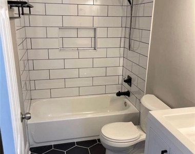 2463 Wayne Street Sw - Photo Thumbnail 6