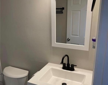 2463 Wayne Street Sw - Photo Thumbnail 14