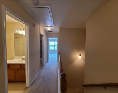 118 Wiley Parc Circle - Photo Thumbnail 14