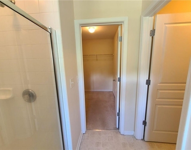 118 Wiley Parc Circle - Photo Thumbnail 19
