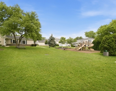 1306 Cove Drive - Photo Thumbnail 14