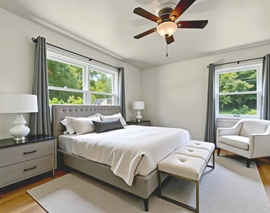 2127 Desmond Drive - Photo Thumbnail 15