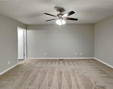 2330 Hinton Road - Photo Thumbnail 5
