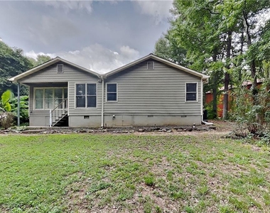 2330 Hinton Road - Photo Thumbnail 16