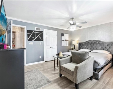 204 Summer Place - Photo Thumbnail 20