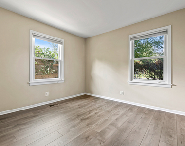 1514 N Washington Street - Photo Thumbnail 14