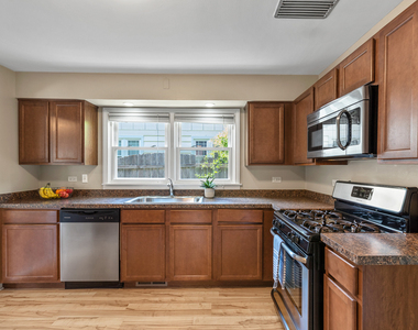1514 N Washington Street - Photo Thumbnail 9