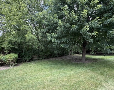 2620 Williamsburg Drive - Photo Thumbnail 13