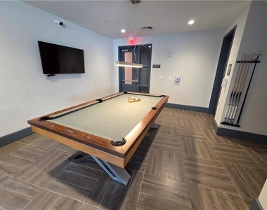 775 Juniper Street Ne - Photo Thumbnail 36