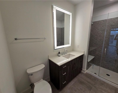 775 Juniper Street Ne - Photo Thumbnail 11