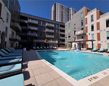 775 Juniper Street Ne - Photo Thumbnail 28