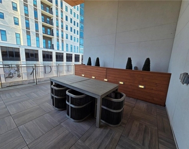 775 Juniper Street Ne - Photo Thumbnail 43