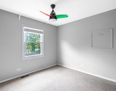 2122 Kensington Drive - Photo Thumbnail 19