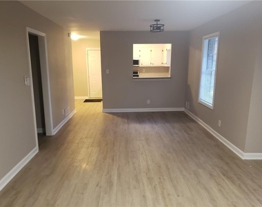 4911 Valley Dale Drive Sw - Photo Thumbnail 3