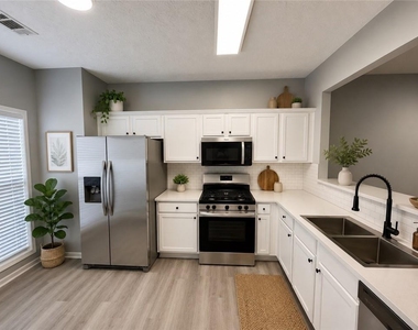 2025 Austin Park Circle - Photo Thumbnail 5