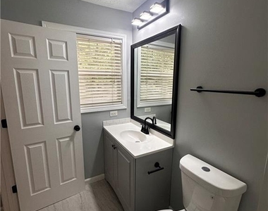 2025 Austin Park Circle - Photo Thumbnail 29