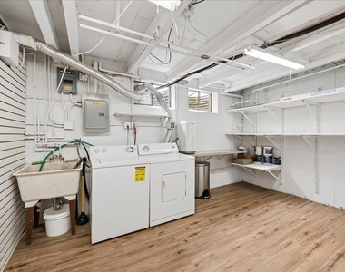310 Jackson Avenue - Photo Thumbnail 20