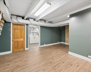 310 Jackson Avenue - Photo Thumbnail 17