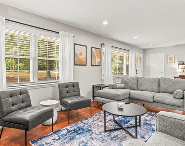 262 Church Road Sw - Photo Thumbnail 8