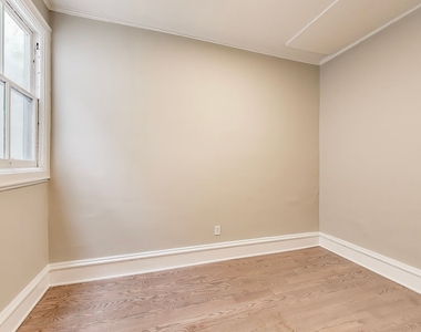 1429 W Grand Avenue - Photo Thumbnail 18