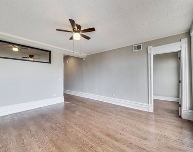 1429 W Grand Avenue - Photo Thumbnail 5