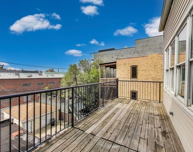 1429 W Grand Avenue - Photo Thumbnail 27