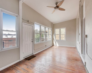 1429 W Grand Avenue - Photo Thumbnail 26