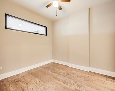 1429 W Grand Avenue - Photo Thumbnail 13