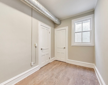 1429 W Grand Avenue - Photo Thumbnail 23