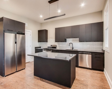 1429 W Grand Avenue - Photo Thumbnail 6