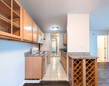 1043 S York Road - Photo Thumbnail 4