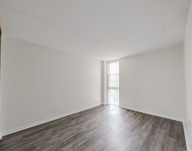 1043 S York Road - Photo Thumbnail 1