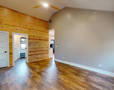 4941 Main Street - Photo Thumbnail 5