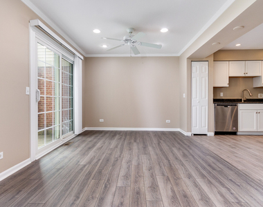 2316 Highland Court - Photo Thumbnail 1