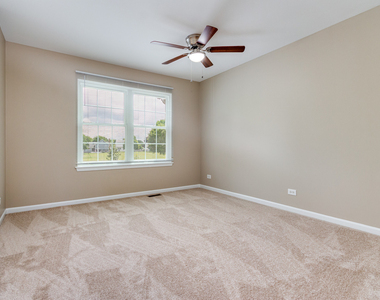 2316 Highland Court - Photo Thumbnail 9