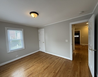1000 E Touhy Avenue - Photo Thumbnail 12