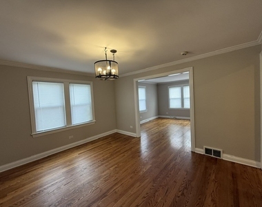 1000 E Touhy Avenue - Photo Thumbnail 4