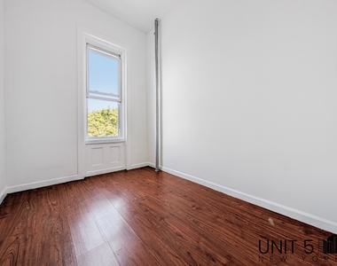 232 Covert Street - Photo Thumbnail 4
